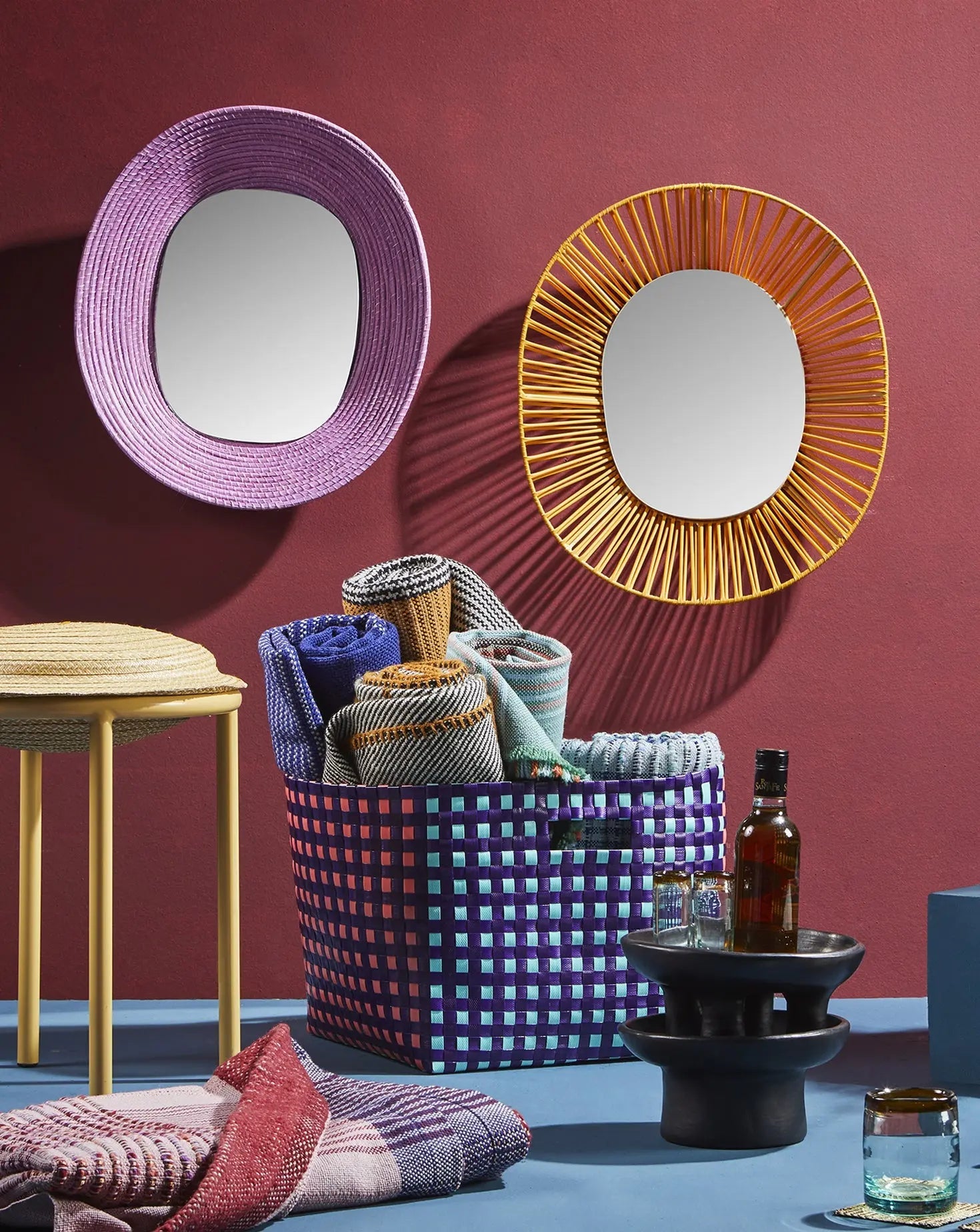 Miroir mural ovale jaune miel